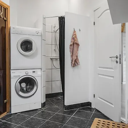 Semesterbostad Awesome In With Sauna Nordborg