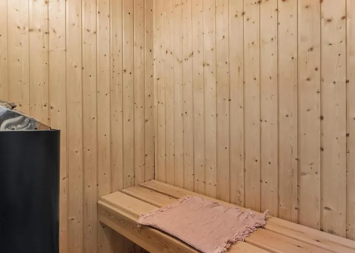 Awesome In With Sauna بيت للعطل